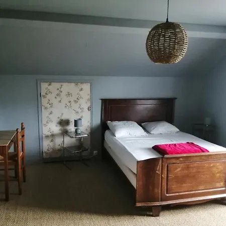 Maison Au Calme A 5 Minutes Du Centre-ville 2 Nuitees Minimum